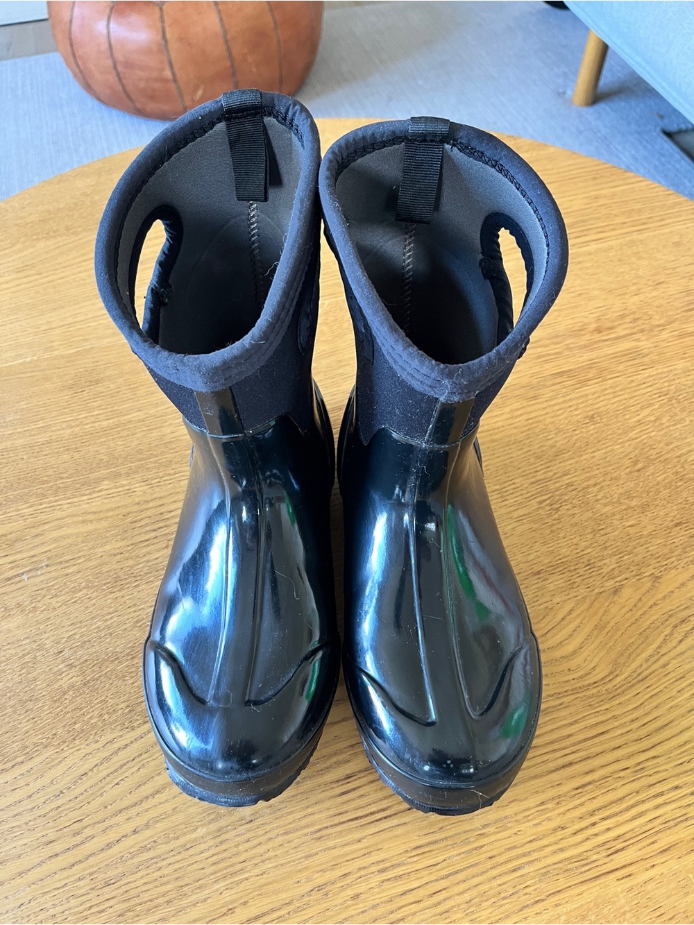 Bogs Classic Mid Black Gloss and Neoprene Rain & Snow Short Pull-On Boots